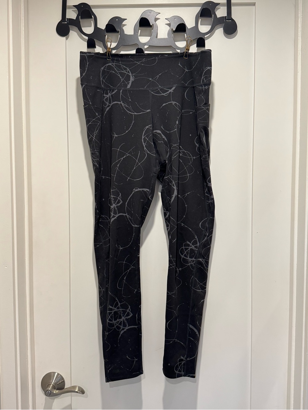 Uniqlo limited edition Futura Airism leggings
